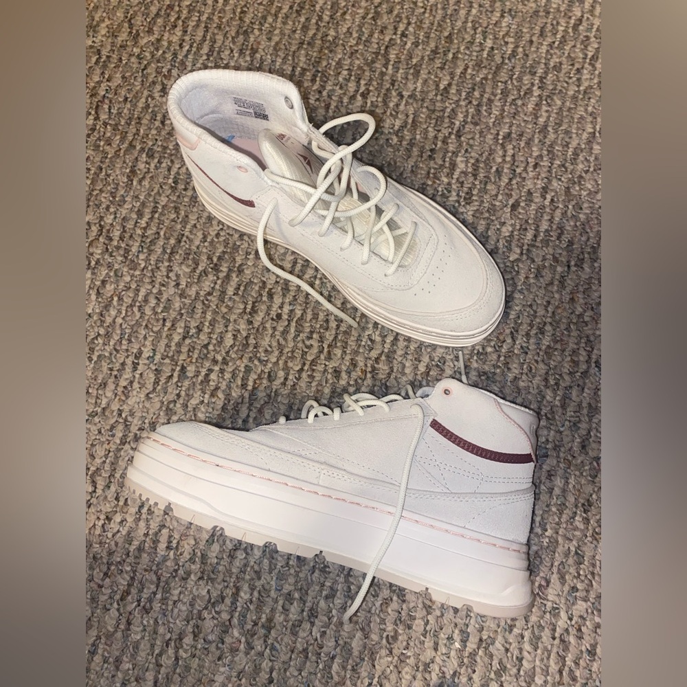 Reebok Club C Geo Mid Women's Shoes size 6.5